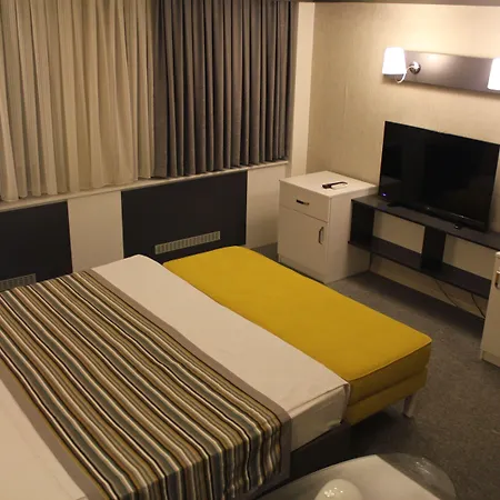 Yez Boutique Hotel 3*