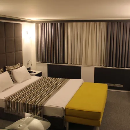 Yez Boutique Hotel Hotel