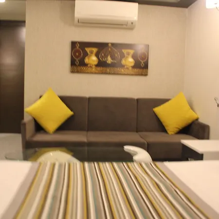 Yez Boutique Hotel Hotel