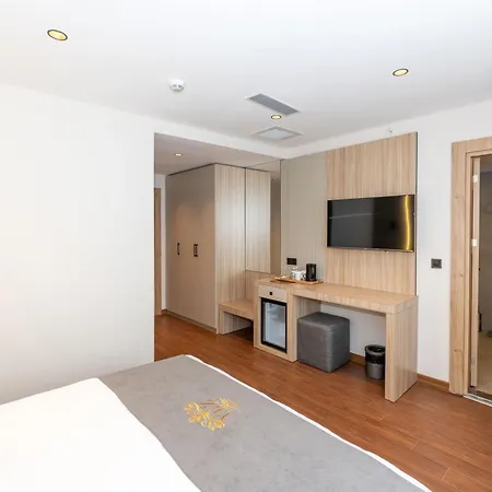 Yez Boutique Taksim Hotel 3*