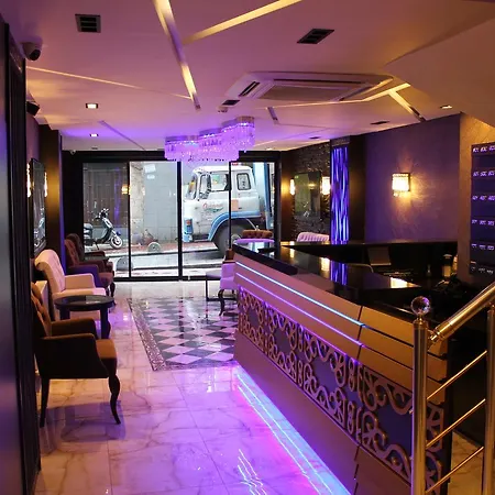 Yez Boutique Hotel 3*