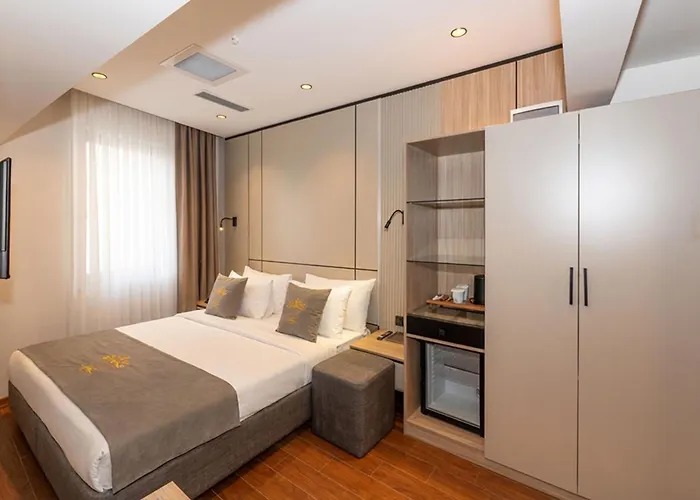 Hotel Yez Boutique 3*