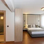 Yez Boutique 3*