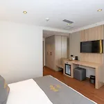 Yez Boutique Hotel