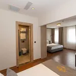 Yez Boutique Hotel