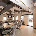 Yez Boutique 3*