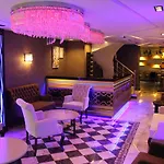 Yez Boutique Hotel