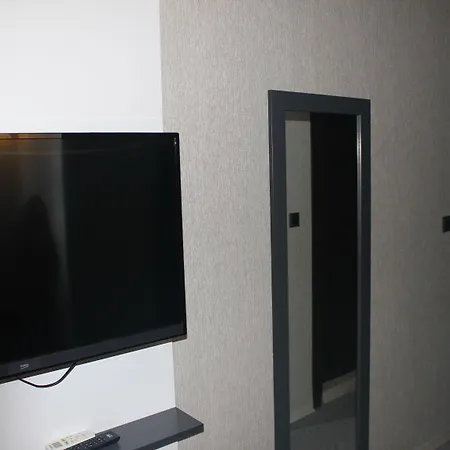 Yez Boutique Hotel 3*