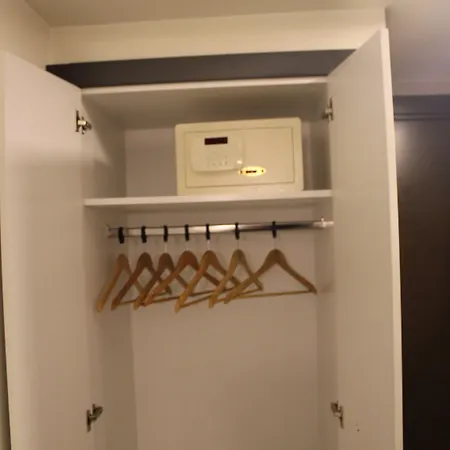 Yez Boutique Hotel Hotel